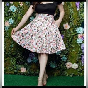 EUC Pinup Couture Novelty Squirrel 🐿️ Print Little Jun Skirt SMALL